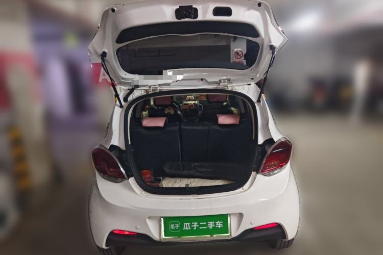 Used CHANGAN Benni E-Star 2021 National Edition Colorful Version Lithium Iron Phosphate (31.86 kWh) Trunk