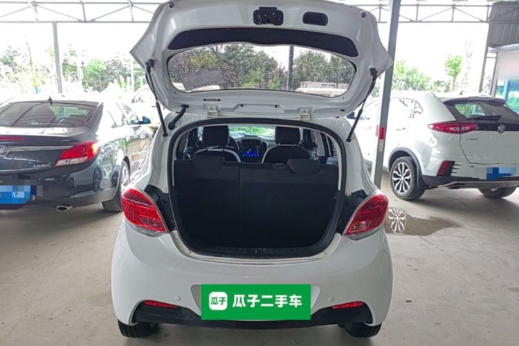 Used CHANGAN Benni E-Star 2021 National Edition Xin Yue Version Lithium-Ion Battery Trunk