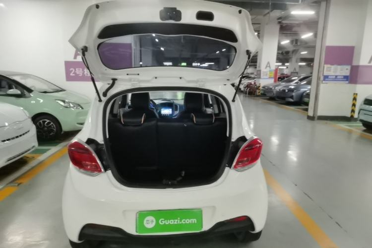Used CHANGAN Benni E-Star 2021 National Edition Colorful Version Lithium Iron Phosphate (31.86 kWh) Trunk