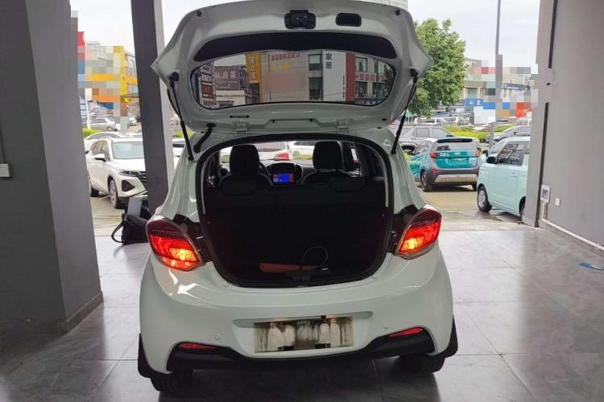 Used CHANGAN Benni E-Star 2021 National Edition Xin Yue Version Lithium Iron Phosphate (31.86 kWh) Trunk