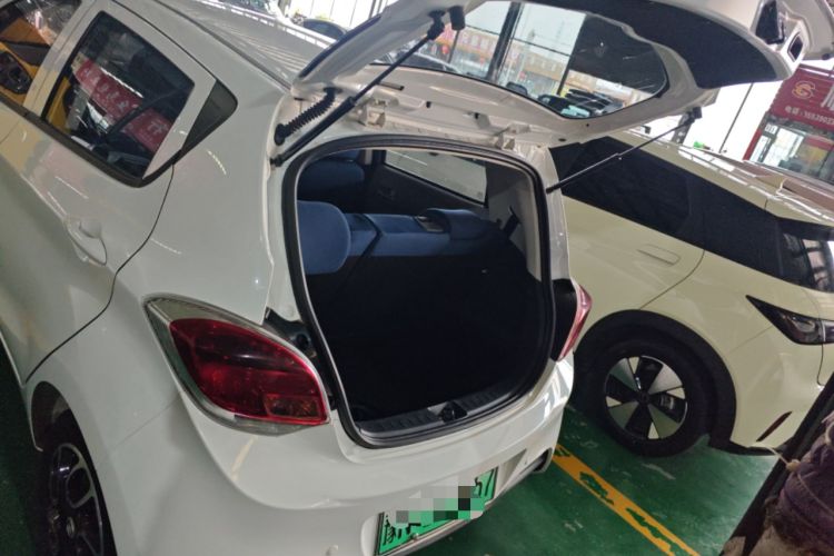 Used CHANGAN Benni E-Star 2021 National Edition Colorful Version Lithium Iron Phosphate (31.86 kWh) Trunk
