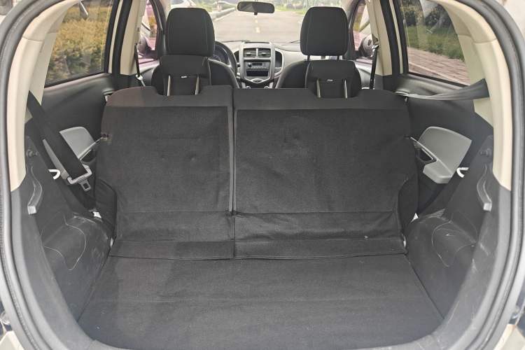 Used CHANGAN Benni E-Star 2021 National Edition Xin Yue Version (Fast-Charging Edition) Lithium Iron Phosphate (31.95 kWh) Trunk