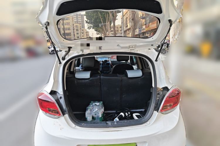 Used CHANGAN Benni E-Star 2021 National Edition Colorful Version Lithium Iron Phosphate (31.95 kWh) Trunk