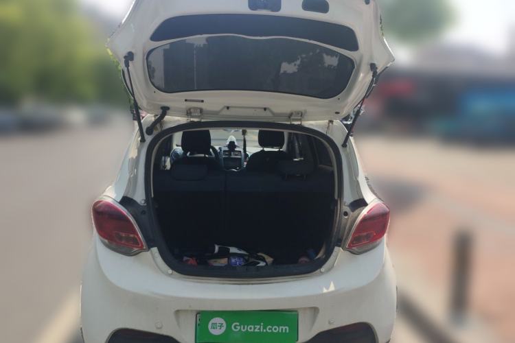 Used CHANGAN Benni E-Star 2021 National Edition Colorful Version Lithium Iron Phosphate (31.18 kWh) Trunk