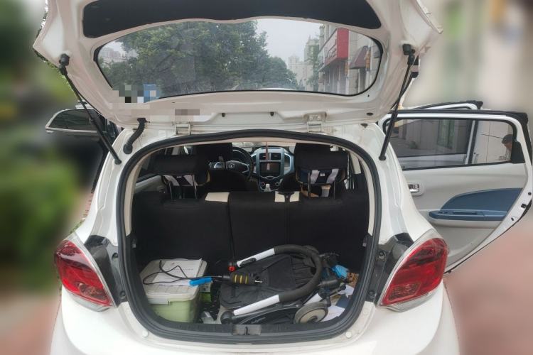 Used CHANGAN Benni E-Star 2021 National Edition Colorful Version Lithium Iron Phosphate (31.86 kWh) Trunk