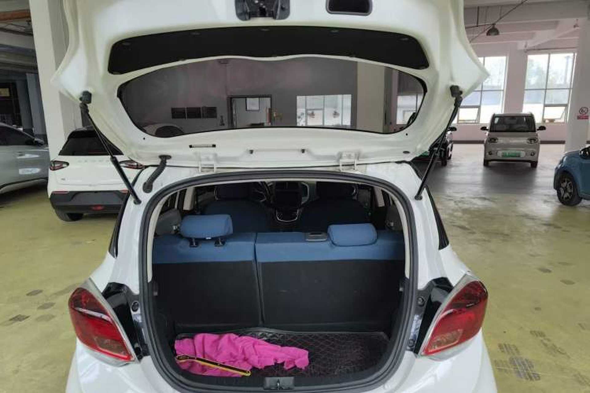 Used CHANGAN Benni E-Star 2021 National Edition XinYi Edition Lithium Iron Phosphate (31.86 kWh) Trunk