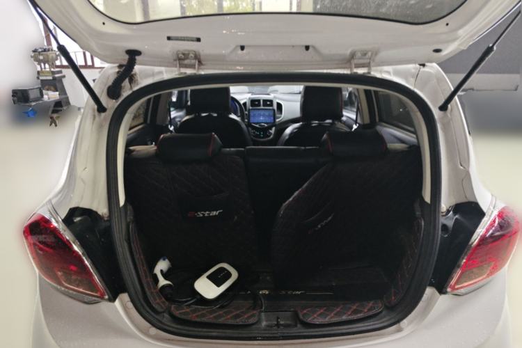 Used CHANGAN Benni E-Star 2021 National Edition Xin Yue Version Lithium Iron Phosphate (31.86 kWh) Trunk