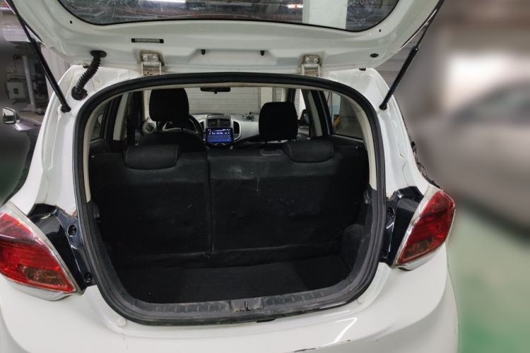 Used CHANGAN Benni E-Star 2021 National Edition Xin Yue Version Lithium Iron Phosphate (31.95 kWh) Trunk
