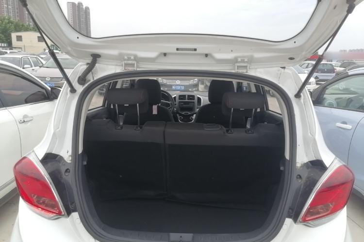 Used CHANGAN Benni E-Star 2021 National Edition Xin Yue Version Lithium-Ion Battery Trunk
