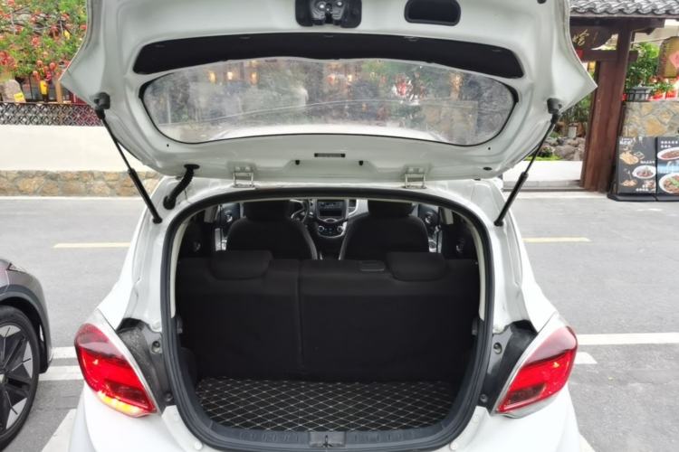 Used CHANGAN Benni E-Star 2021 National Edition Xin Yue Version Lithium Iron Phosphate (31.18 kWh) Trunk