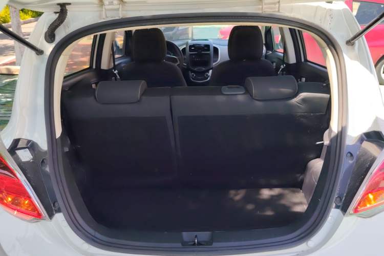 Used CHANGAN Benni E-Star 2021 National Edition Xin Yue Version (Fast-Charging Edition) Lithium Iron Phosphate (31.18 kWh) Trunk