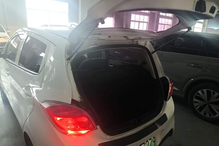 Used CHANGAN Benni E-Star 2021 National Edition Xinyi Edition Lithium-Ion Battery Trunk
