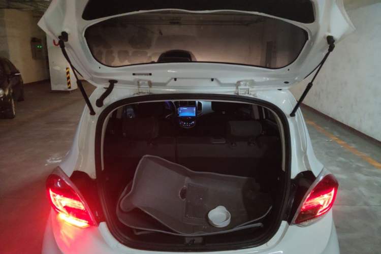 Used CHANGAN Benni E-Star 2021 National Edition Xin Yue Version Lithium Iron Phosphate (31.86 kWh) Trunk