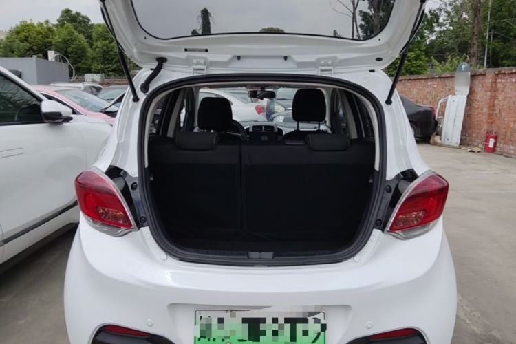 Used CHANGAN Benni E-Star 2021 National Edition Xin Yue Version Lithium-Ion Battery Trunk