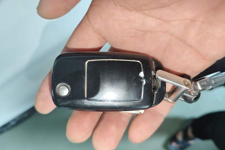 Used CHANGAN Benni E-Star 2021 National Edition Colorful Version Lithium Iron Phosphate (31.95 kWh) Vehicle Key