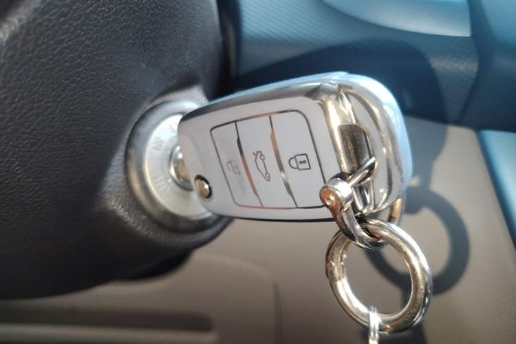 Used CHANGAN Benni E-Star 2021 National Edition Colorful Version Lithium Iron Phosphate (31.86 kWh) Vehicle Key