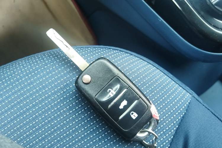 Used CHANGAN Benni E-Star 2021 National Edition Colorful Version Lithium Iron Phosphate (31.86 kWh) Vehicle Key