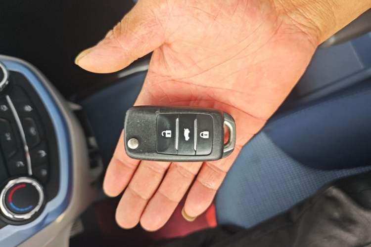 Used CHANGAN Benni E-Star 2021 National Edition Colorful Version Lithium Iron Phosphate (31.95 kWh) Vehicle Key