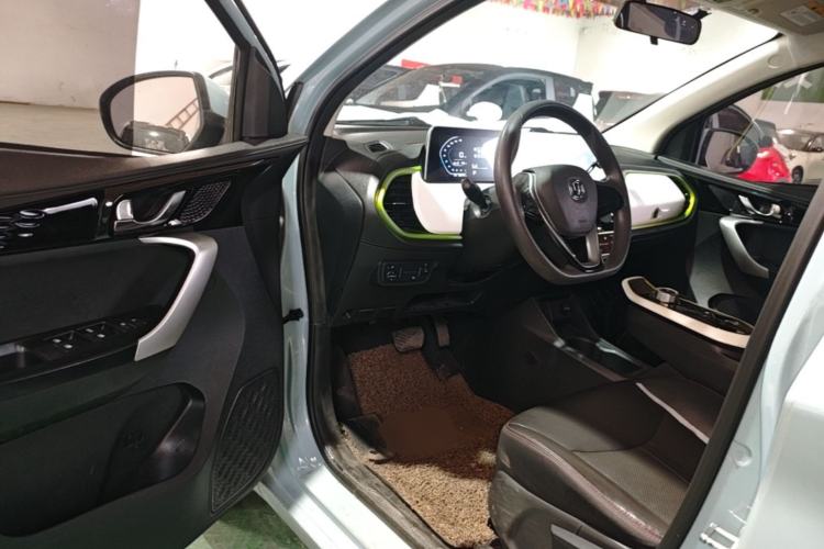 Used CHANGAN Benni E-Star 2022 Qingxin Edition Colorful Model Lithium-NMC Driver Seat