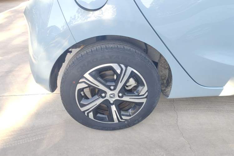 Used CHANGAN Benni E-Star 2022 Qingxin Edition Colorful Model Lithium-NMC Exterior 5