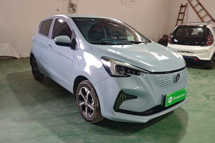 Used CHANGAN Benni E-Star 2022 Qingxin Edition Colorful Model Lithium-NMC Front Right 45 Deg