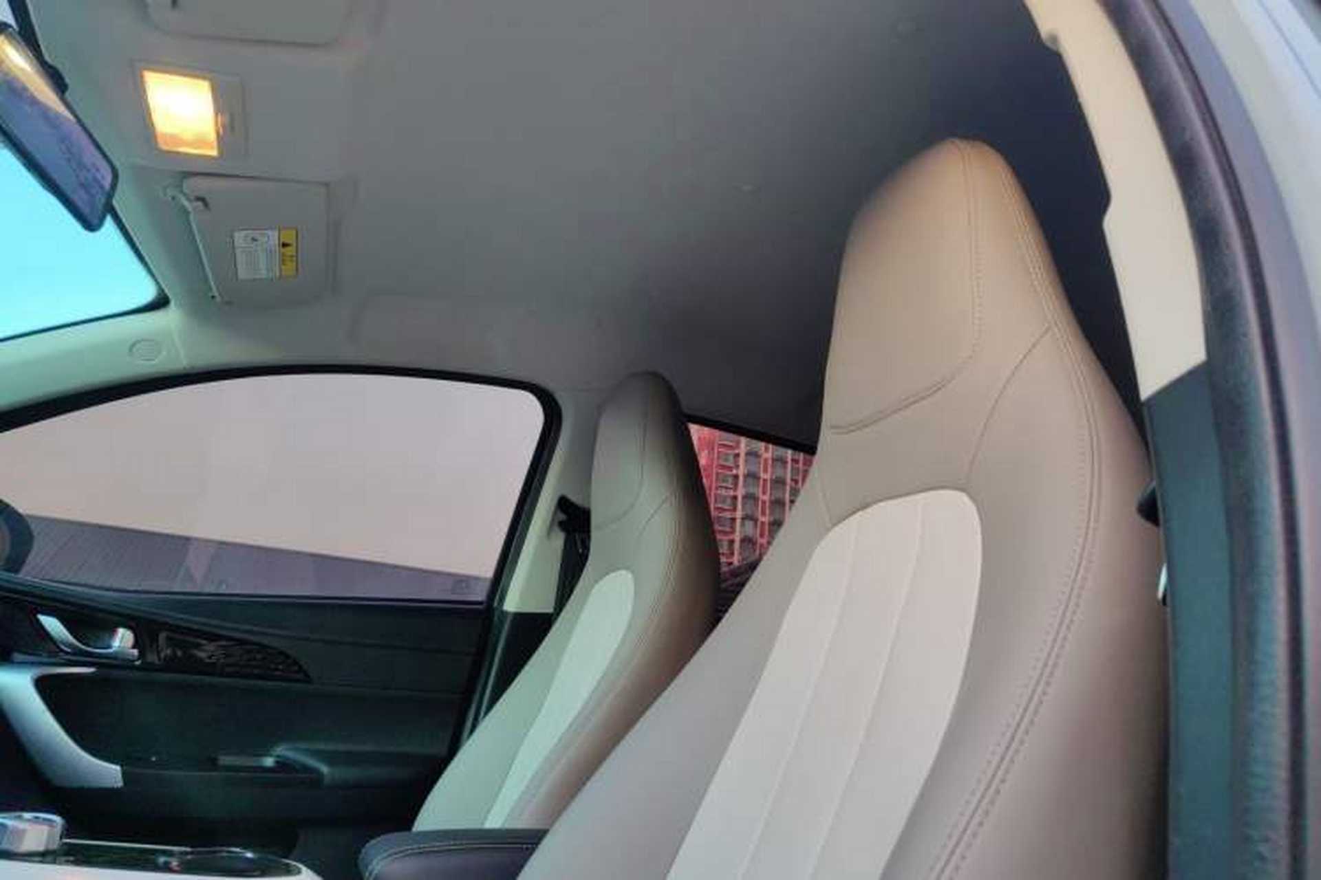 Used CHANGAN Benni E-Star 2022 Qingxin Edition Colorful Model Lithium Iron Phosphate Headliner
