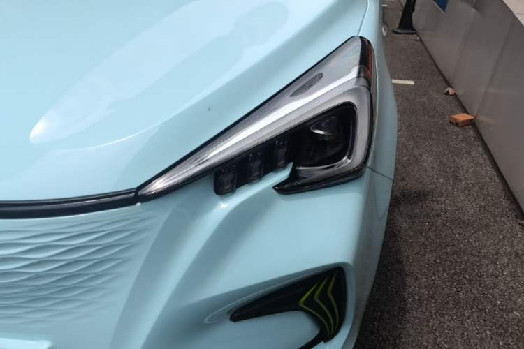 Used CHANGAN Benni E-Star 2022 Qingxin Edition Colorful Model Lithium-NMC Left Front Headlight