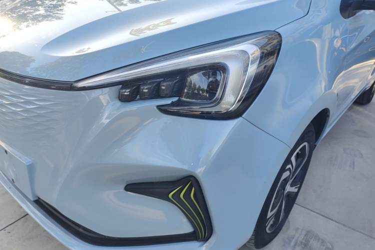 Used CHANGAN Benni E-Star 2022 Qingxin Edition Colorful Model Lithium-NMC Left Front Headlight