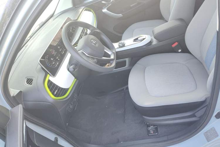 Used CHANGAN Benni E-Star 2022 Qingxin Edition Colorful Model Lithium-NMC Left Front Seat