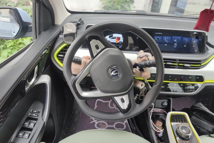 Used CHANGAN Benni E-Star 2022 Charming Edition Colorful Model Lithium-Ion Battery Steering Wheel