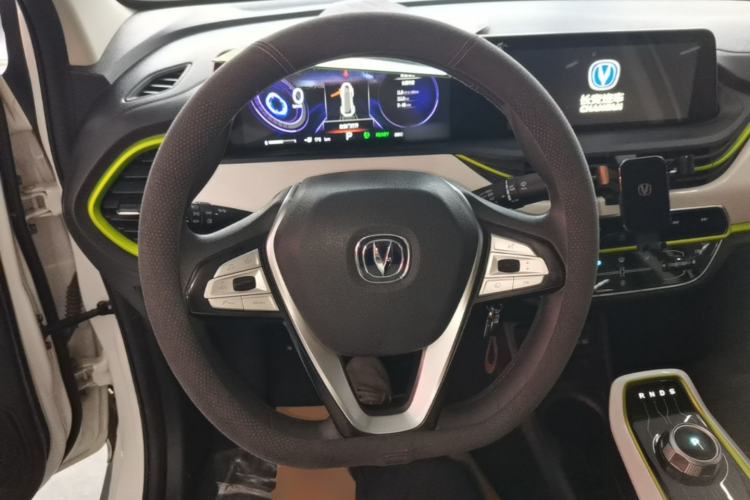 Used CHANGAN Benni E-Star 2022 Charming Edition Colorful Model Lithium-Ion Battery Steering Wheel