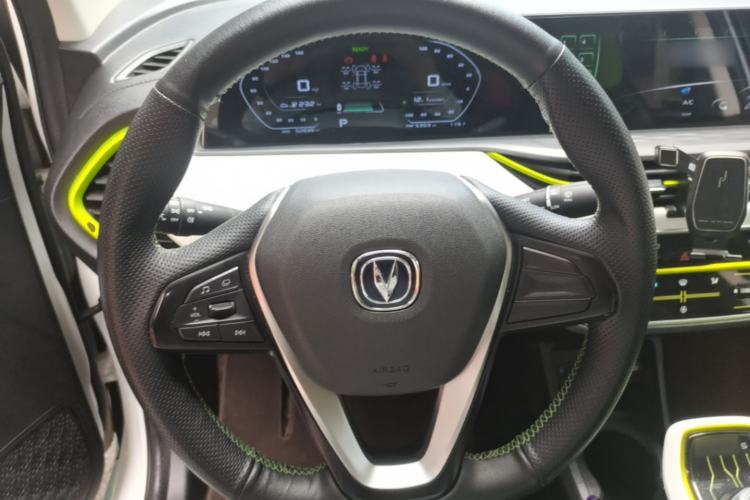 Used CHANGAN Benni E-Star 2022 Qingxin Edition Colorful Model Lithium-NMC Steering Wheel