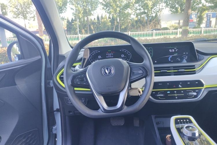 Used CHANGAN Benni E-Star 2022 Qingxin Edition Colorful Model Lithium-NMC Steering Wheel