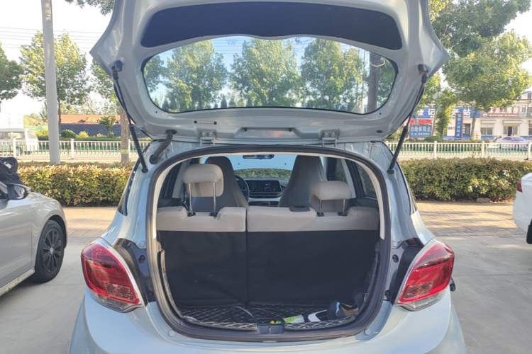 Used CHANGAN Benni E-Star 2022 Qingxin Edition Colorful Model Lithium-NMC Trunk