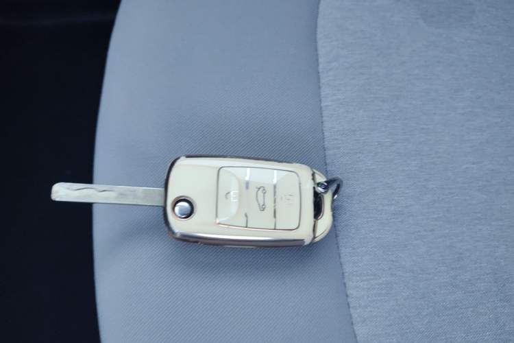 Used CHANGAN Benni E-Star 2022 Qingxin Edition Colorful Model Lithium-NMC Vehicle Key