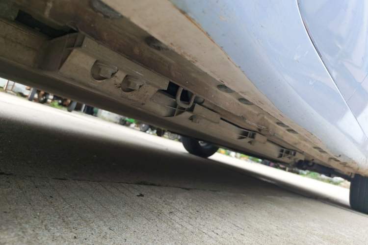 Used CHANGAN Benni E-Star 2022 Qingxin Edition Colorful Model Lithium Iron Phosphate Chassis Rear Right