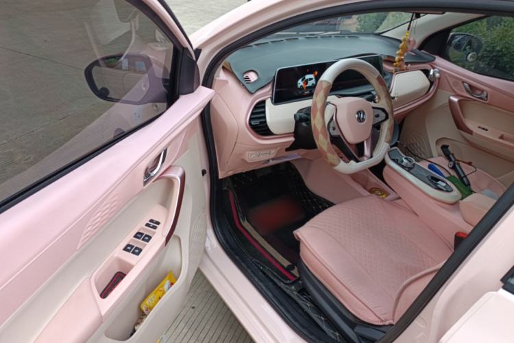 Used CHANGAN Benni E-Star 2022 Charming Edition Colorful Model Lithium Iron Phosphate Driver Seat
