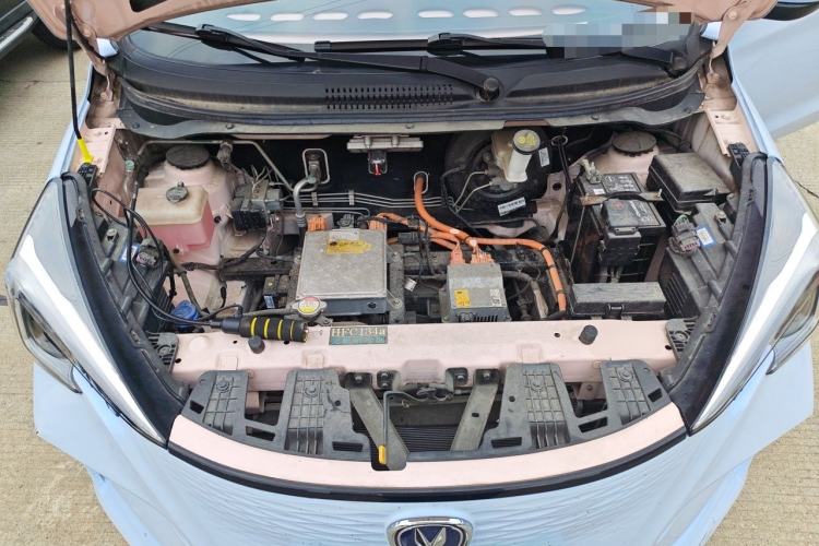 Used CHANGAN Benni E-Star 2022 Qingxin Edition Colorful Model Lithium Iron Phosphate Engine Bay
