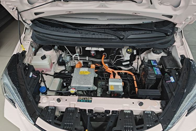 Used CHANGAN Benni E-Star 2022 Qingxin Edition Colorful Model Lithium Iron Phosphate Engine Bay
