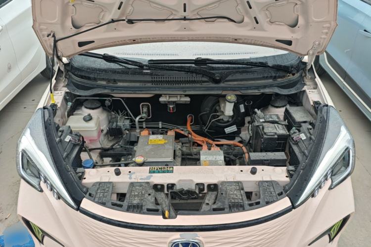 Used CHANGAN Benni E-Star 2022 Charming Edition Colorful Model Lithium Iron Phosphate Engine Bay