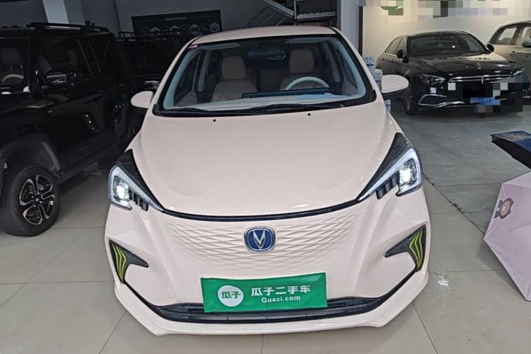 Used CHANGAN Benni E-Star 2022 Qingxin Edition Colorful Model Lithium Iron Phosphate Front