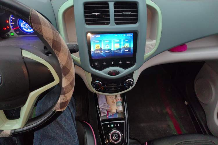 Used CHANGAN Benni E-Star 2022 National Edition Colorful Limited Edition (Fast-Charging Version) Lithium Iron Phosphate Audio And AC Panel