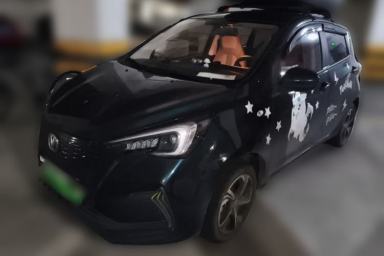 Used CHANGAN Benni E-Star 2022 Charming Edition Colorful Model Lithium-Ion Battery