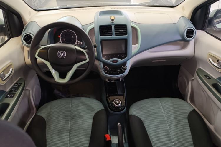Used CHANGAN Benni E-Star 2022 National Edition Colorful Limited Edition (Fast-Charging Version) Lithium Iron Phosphate Center Console