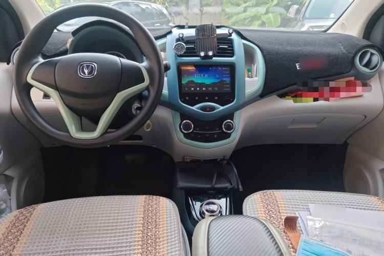 Used CHANGAN Benni E-Star 2022 National Edition Colorful Limited Edition (Fast-Charging Version) Lithium Iron Phosphate Center Console