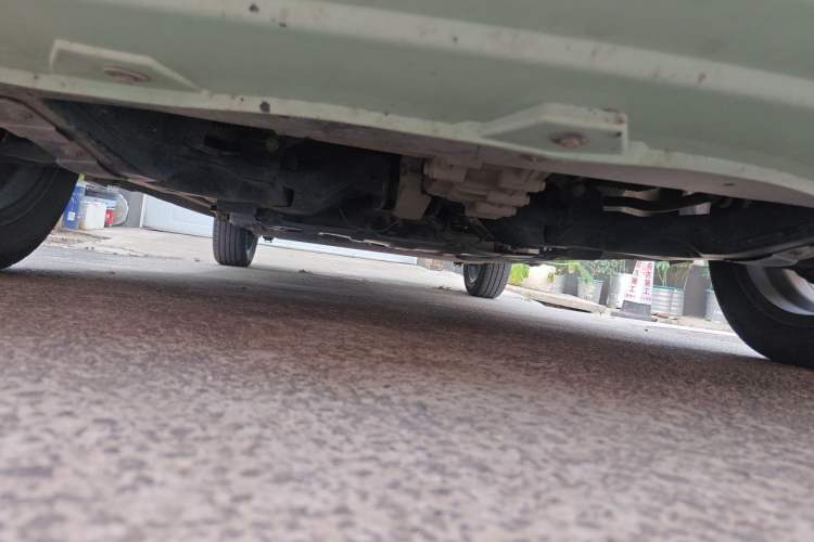 Used CHANGAN Benni E-Star 2022 Qingxin Edition Colorful Model Lithium Iron Phosphate Chassis Front