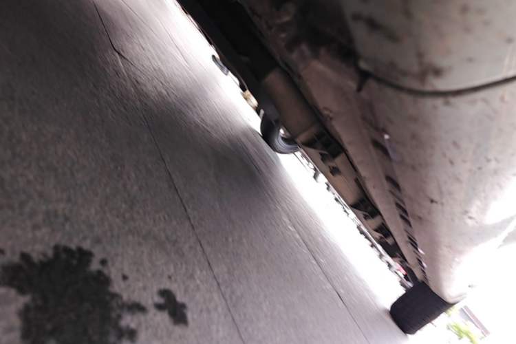 Used CHANGAN Benni E-Star 2022 Qingxin Edition Colorful Model Lithium Iron Phosphate Chassis Front Left
