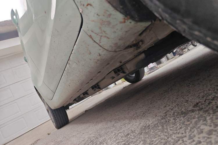Used CHANGAN Benni E-Star 2022 Qingxin Edition Colorful Model Lithium Iron Phosphate Chassis Front Right