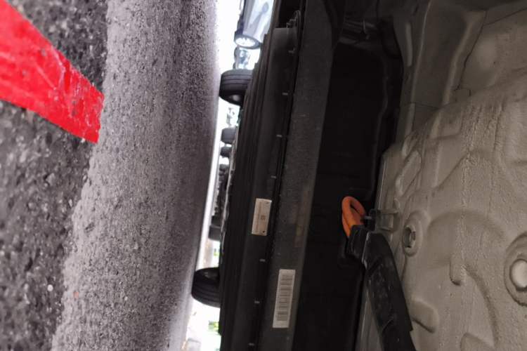 Used CHANGAN Benni E-Star 2022 Qingxin Edition Colorful Model Lithium-NMC Chassis Rear