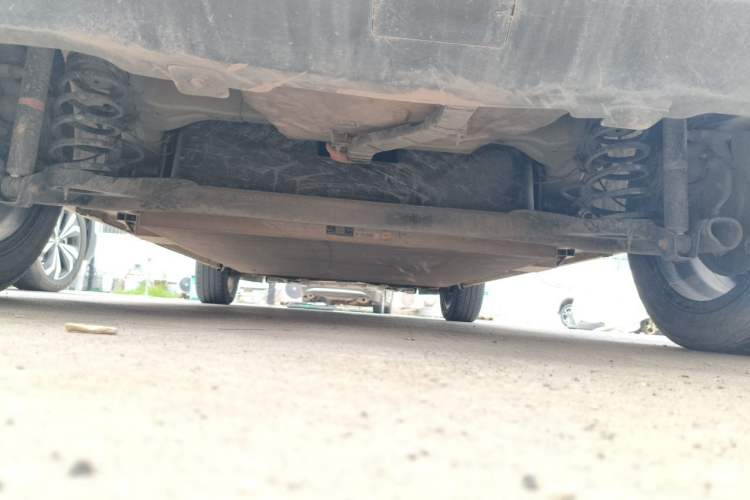 Used CHANGAN Benni E-Star 2022 Qingxin Edition Colorful Model Lithium Iron Phosphate Chassis Rear